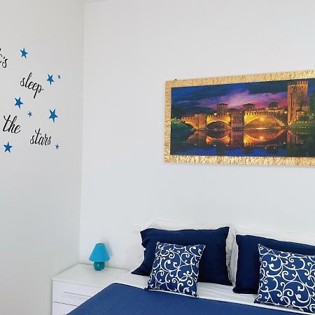 Confortini Rooms Sunday Verona Exterior foto