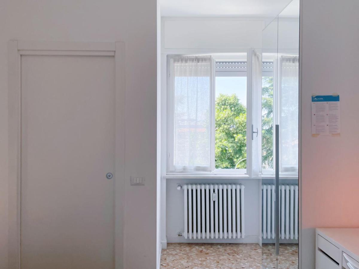 Confortini Rooms Sunday Verona Exterior foto