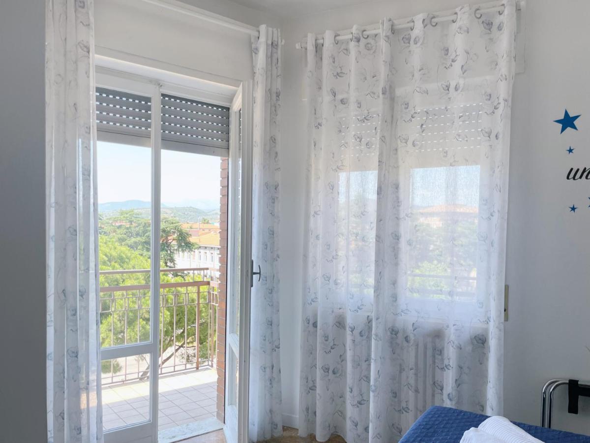 Confortini Rooms Sunday Verona Exterior foto