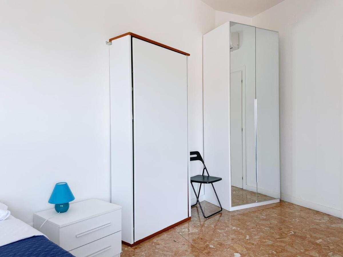 Confortini Rooms Sunday Verona Exterior foto