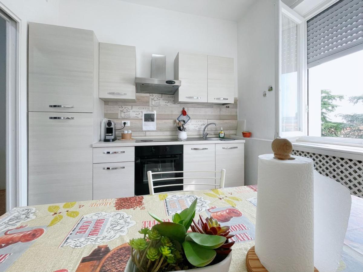 Confortini Rooms Sunday Verona Exterior foto