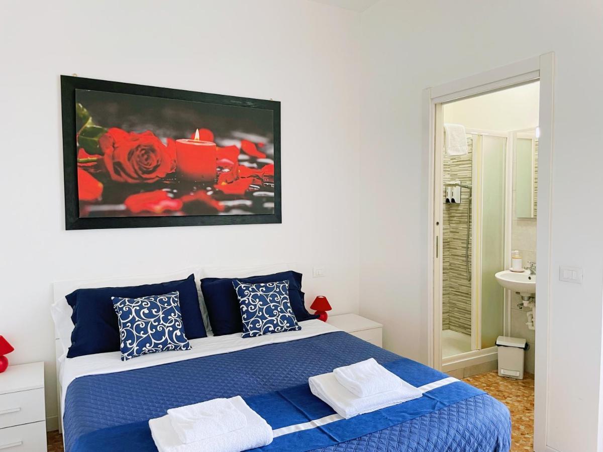 Confortini Rooms Sunday Verona Exterior foto