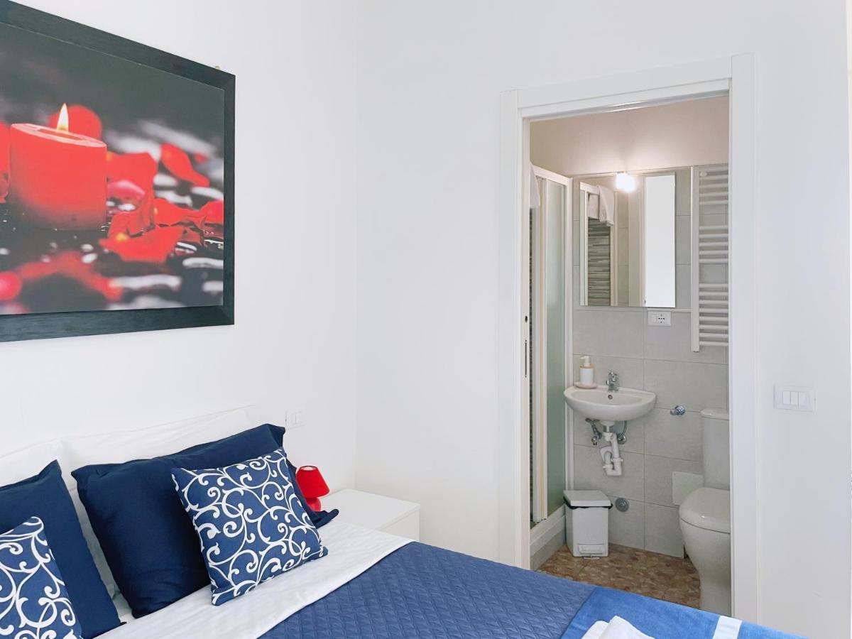 Confortini Rooms Sunday Verona Exterior foto