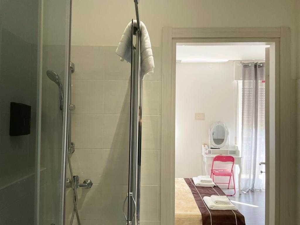 Confortini Rooms Sunday Verona Exterior foto