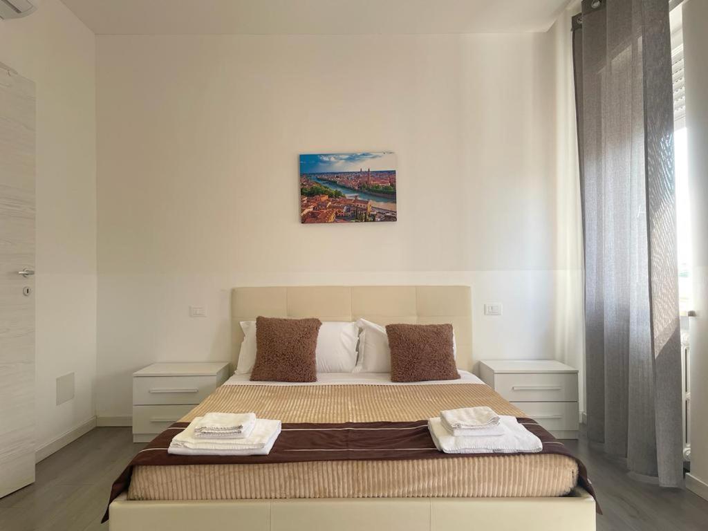 Confortini Rooms Sunday Verona Exterior foto